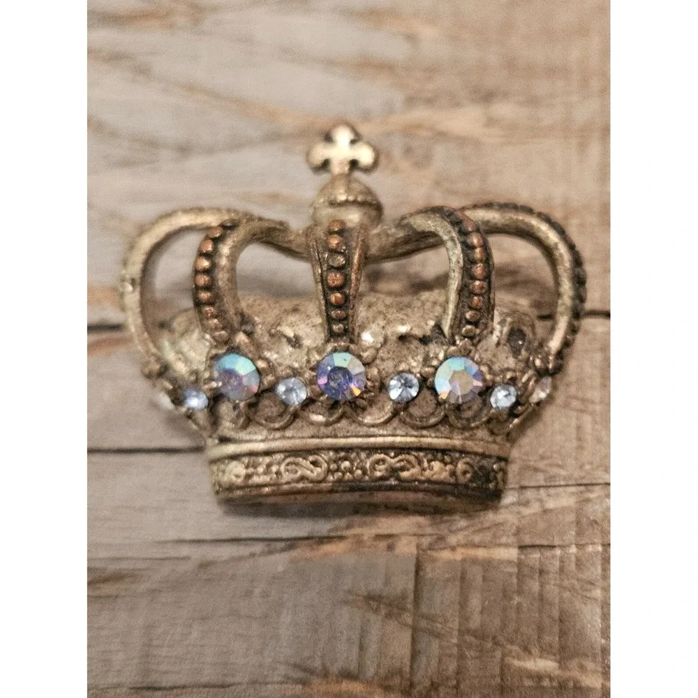 Vintage Made in Korea Crown Brooch Made With AB Crystals Royal Queen‎ Pin